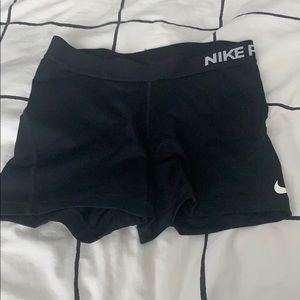 Black nike pros